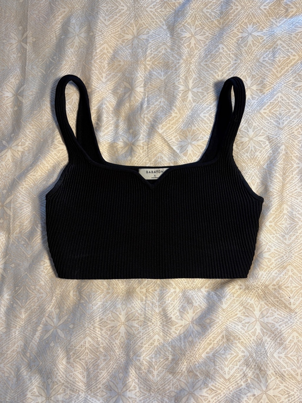 Babaton Black Ribbed Crop Tank - Small V-Scoop Detail